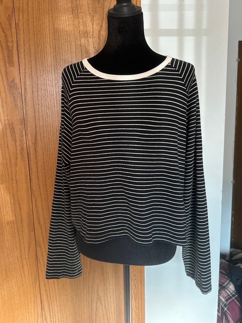 Miou Muse Black White Striped Long Sleeve Ringer Tee Crew Neck Top T3955 L